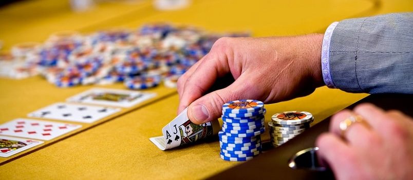 Các thuật ngữ trong poker chuyên nghiệp giúp bạn chiến thắng tốt hơn
